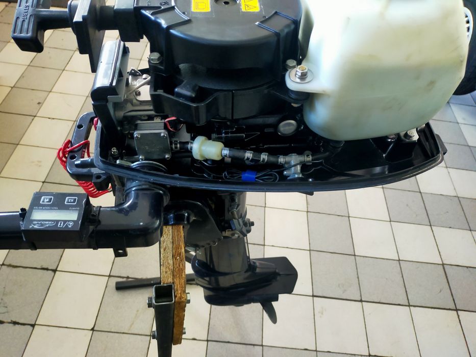 Tohatsu 5 лодочный мотор