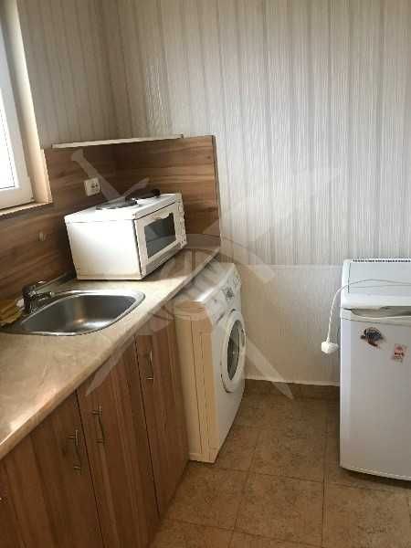 Дава се под наем едностаен апартамент в Тракия!11474871