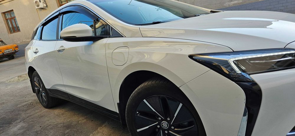 Продаётся электромобиль Buick Velite 6