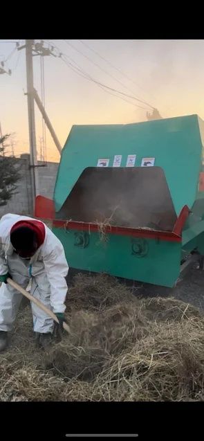 Кормосмеситесь измельчитель соломы