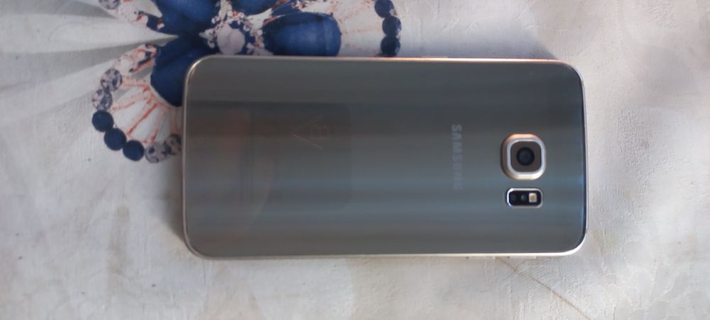 Samsung calaxse s6 ijdi 4-128.gb