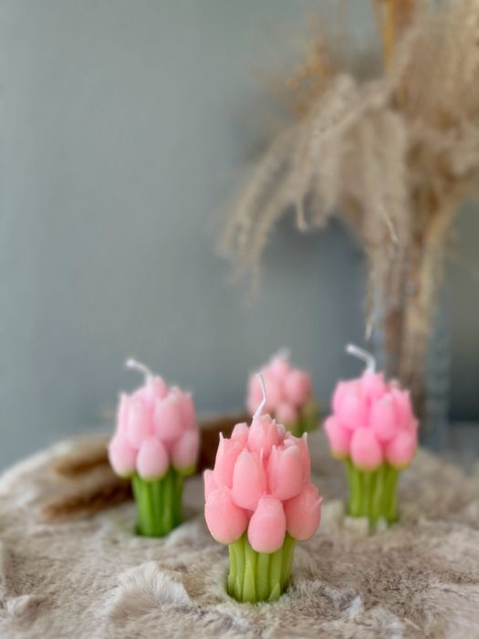 Свещ Лале от соев или пчелен восък