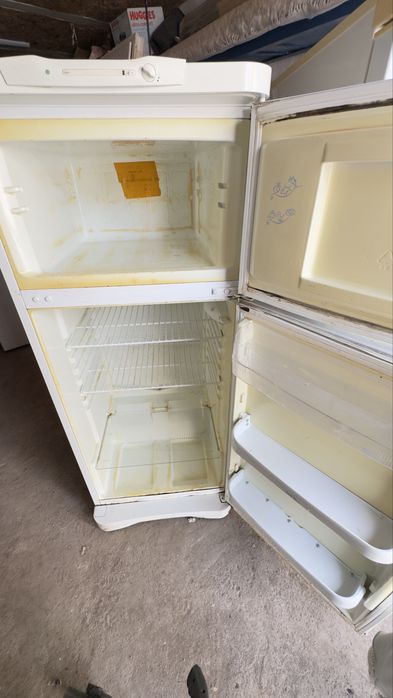 Продам холодильник