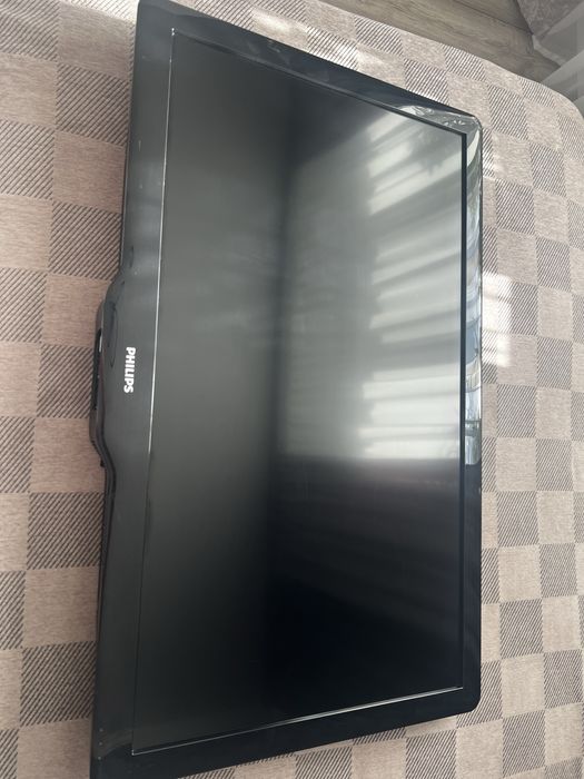 Продам телевизор Philips
