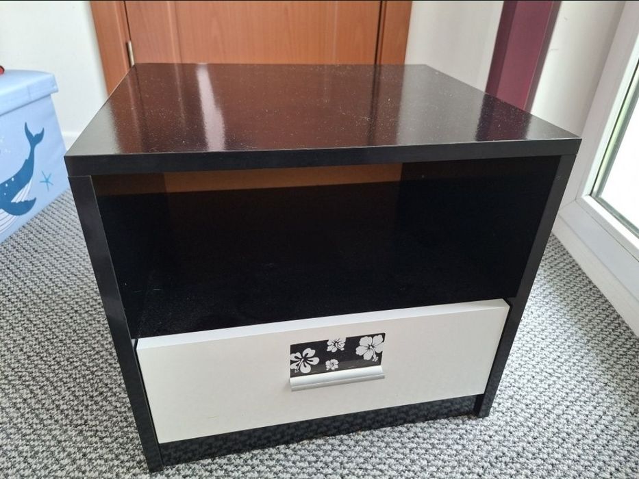 Спален комплект  гардероб спалня нощни шкафчета