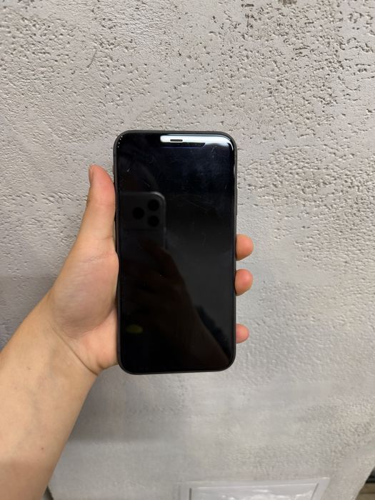 Iphone 11 в хорошей состоянии