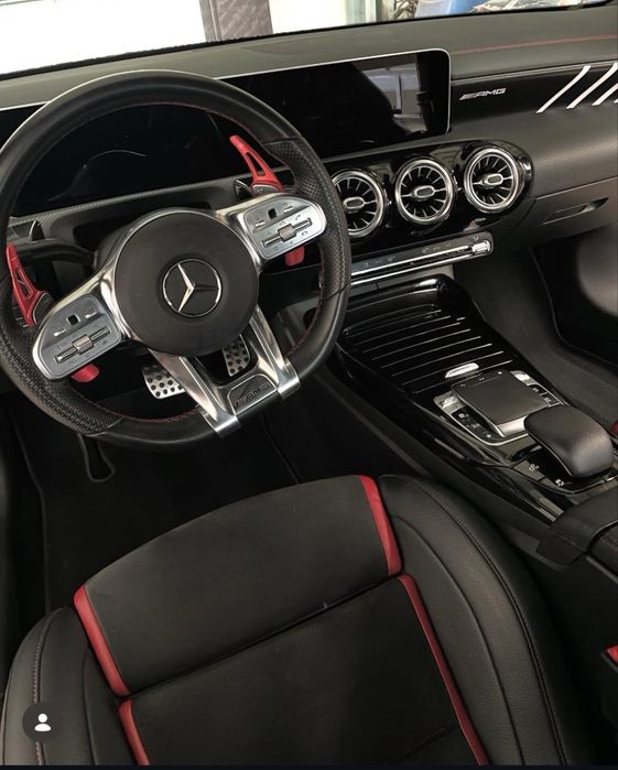 Mercedes-Benz CLA 35 AMG 4MATIC | 2019/2020 | 358 CP