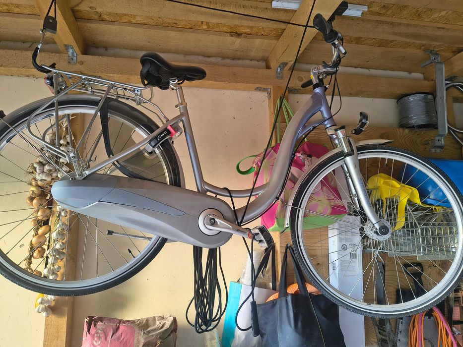 Bicicleta din aluminiu