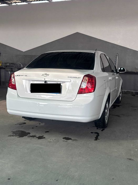 Chevrolet Lacetti 1.6 avtomat