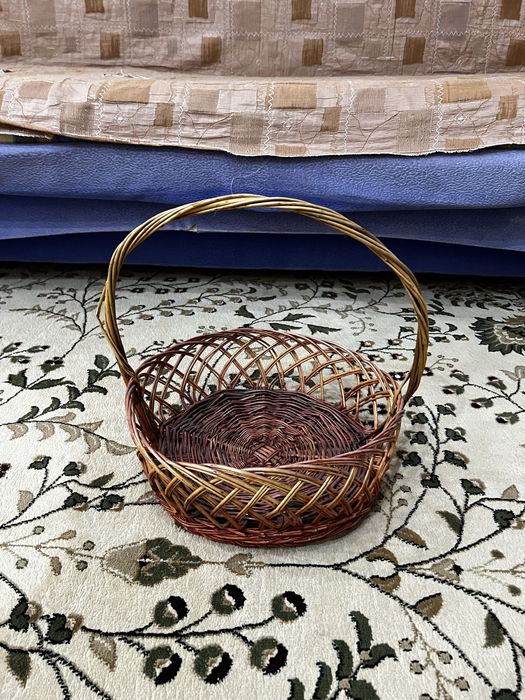 Продается корзина за 3000 тг.