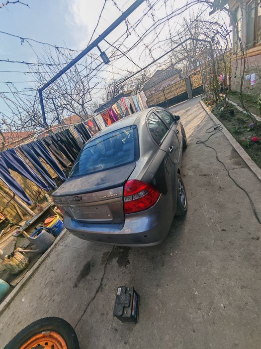 Vând Chevrolet Aveo pentru dezmembrări