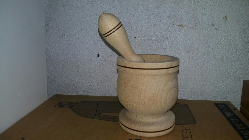 Artizanat. Piua lemn