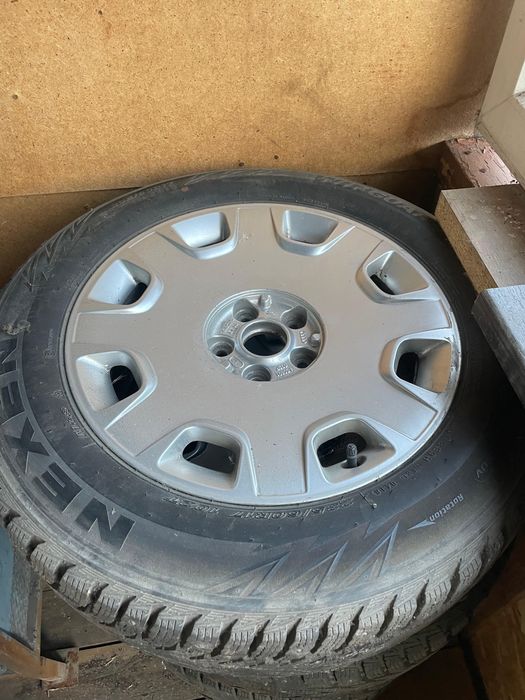 Продам зимнию резину