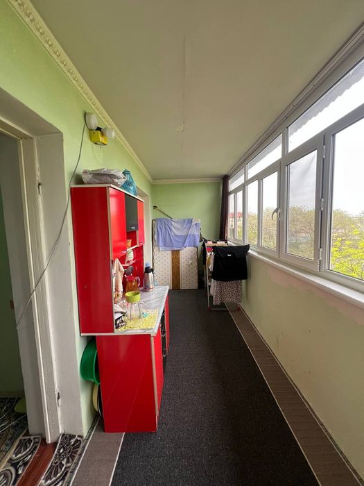 Квартира кирпич срочно сотилади