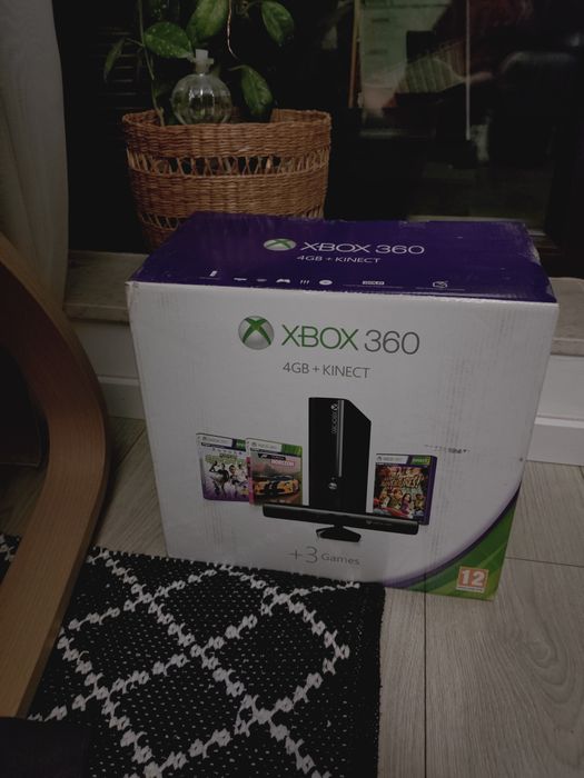XBOX360 + 2 joystick+ kinetic nemodat