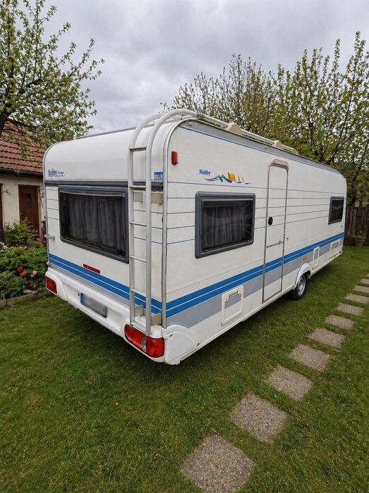 Rulota Hobby Prestige cu cort