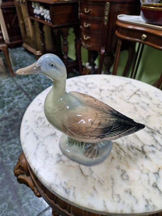 Уникална антикварна испанска порцеланова фигура статуетка Valencia