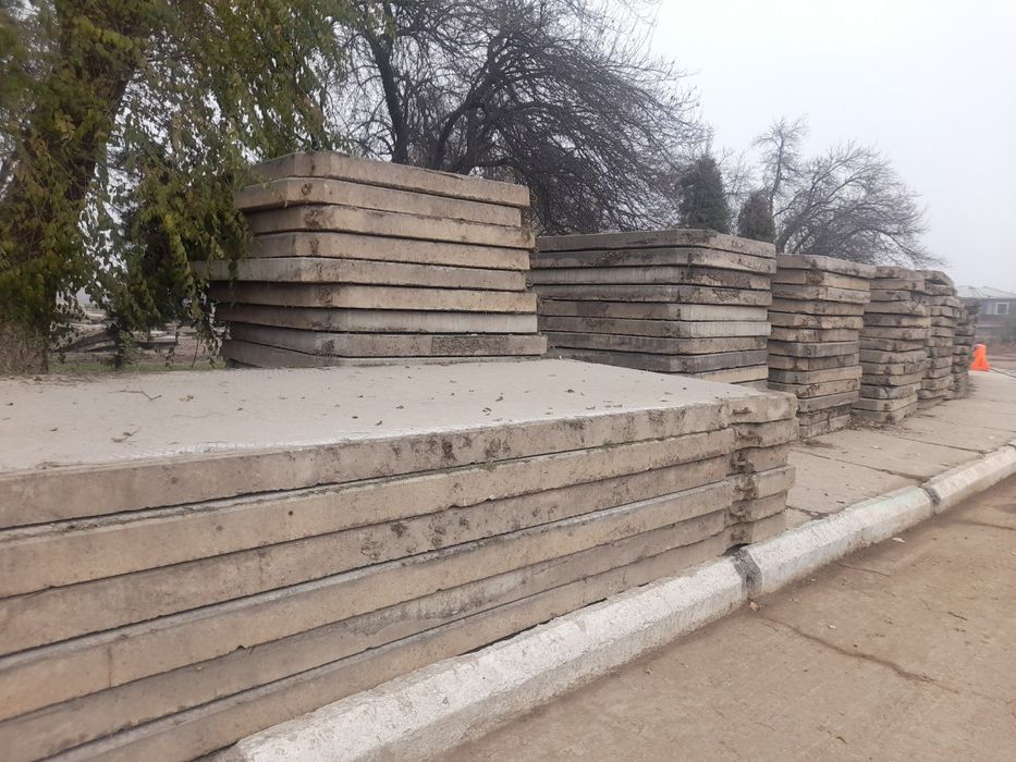 Дорожные плити    Б/У