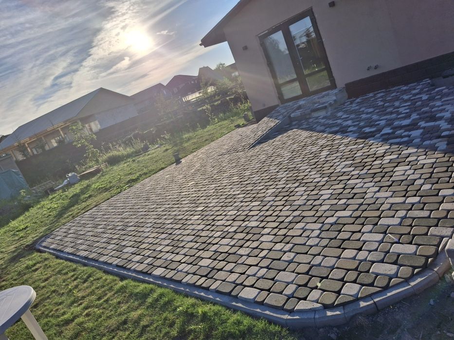 Укладка тротуарной плитки