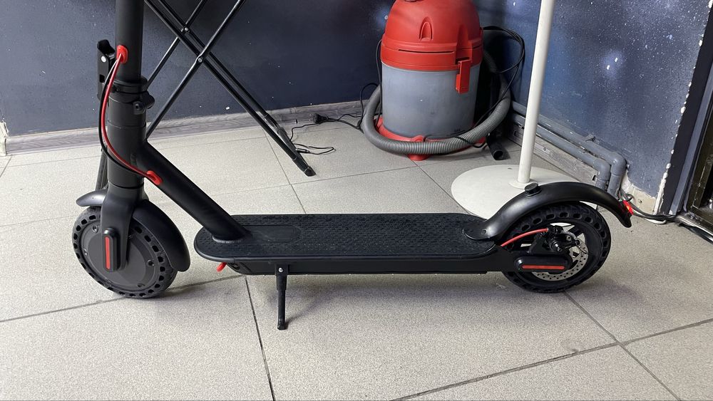 Электросамокат продается