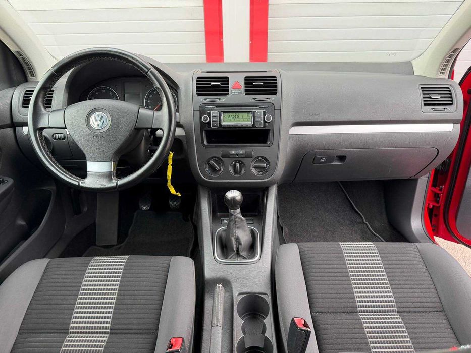 VW Golf 1.4I 2008г.