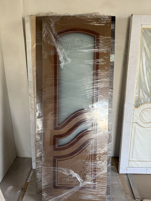 Продам межкомнатную дверь