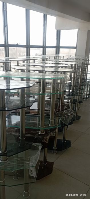 Телевизор  паставка   шиша  столлар