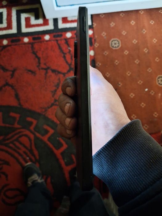 Vad telefon  model ixsomni 13 c  arata ca poze