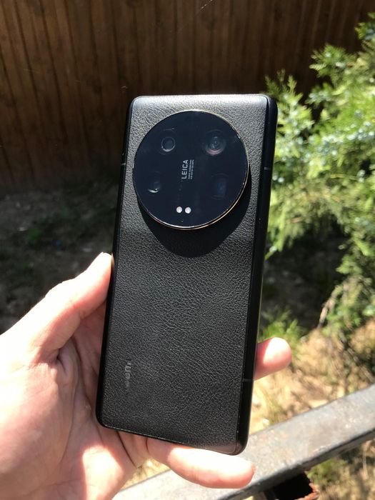 Xiaomi 13 ultra 256/12 китайская версия обмен есть