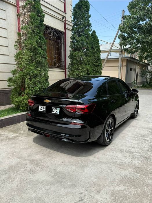 Monza 1.3L Turbo.