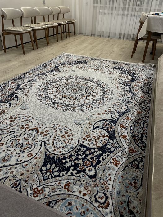 Продам ковер 3х2