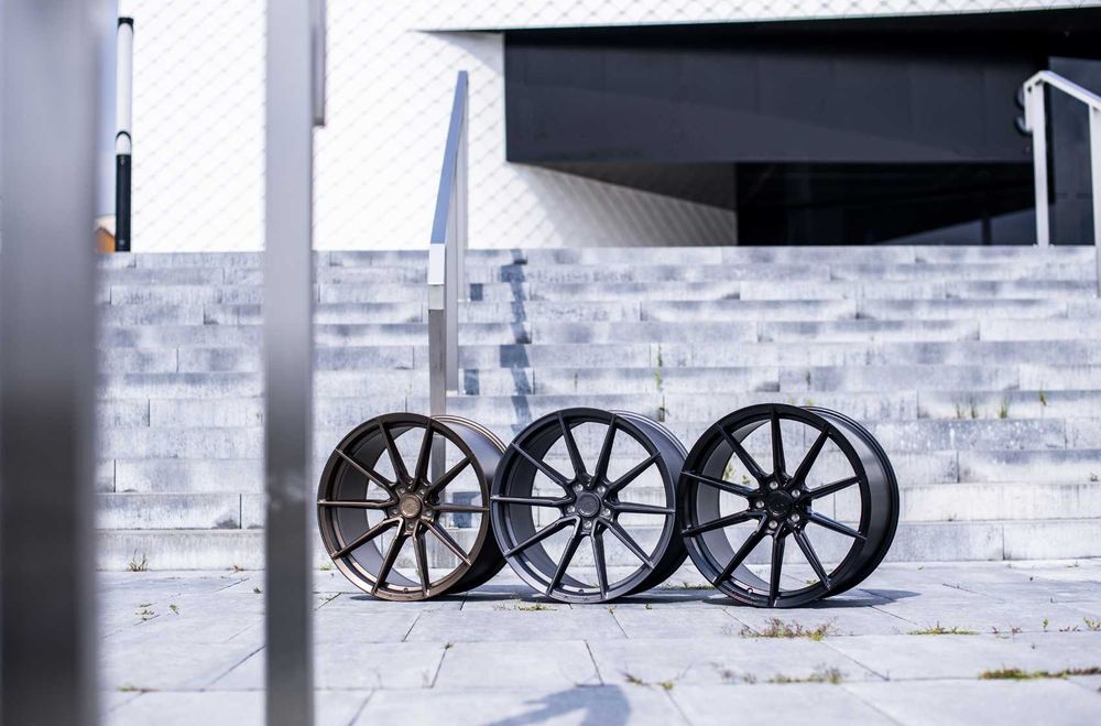 Jante Usoare Japan Racing / SL02 / R17 R18 R19 R20 AUDI BMW VW