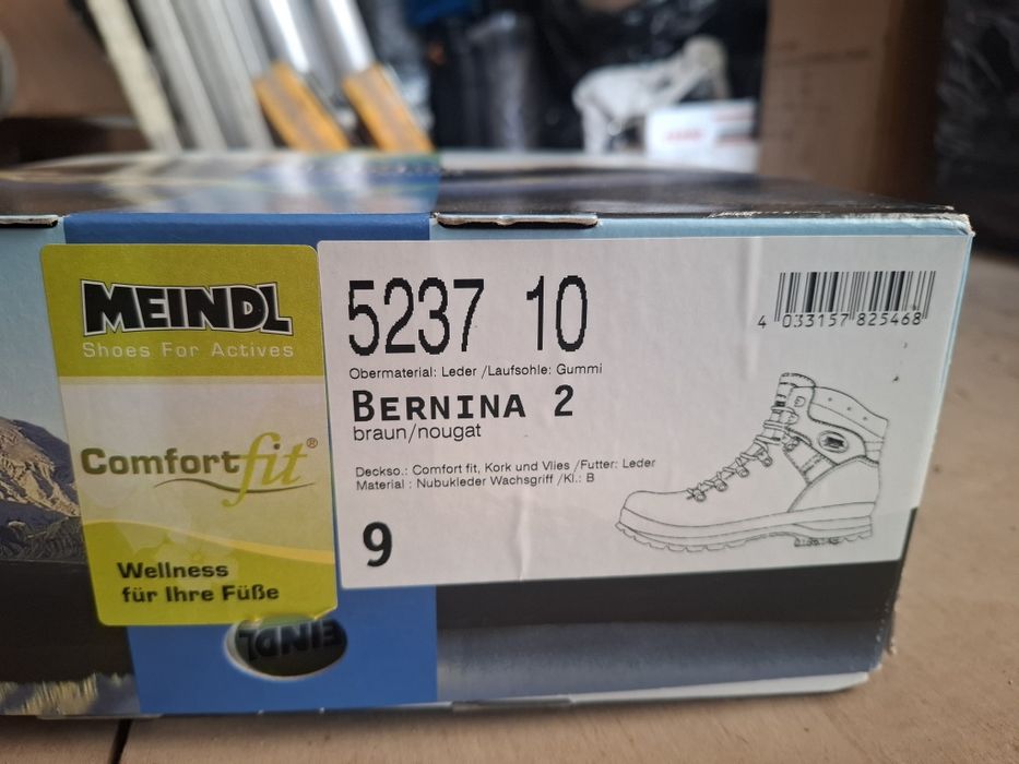 Широки планински обувки meindl bernina 2