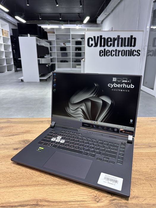 Игровой ноутбук Asus Rog Strix