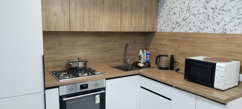 Сдается 1 ком.кв. посуточно