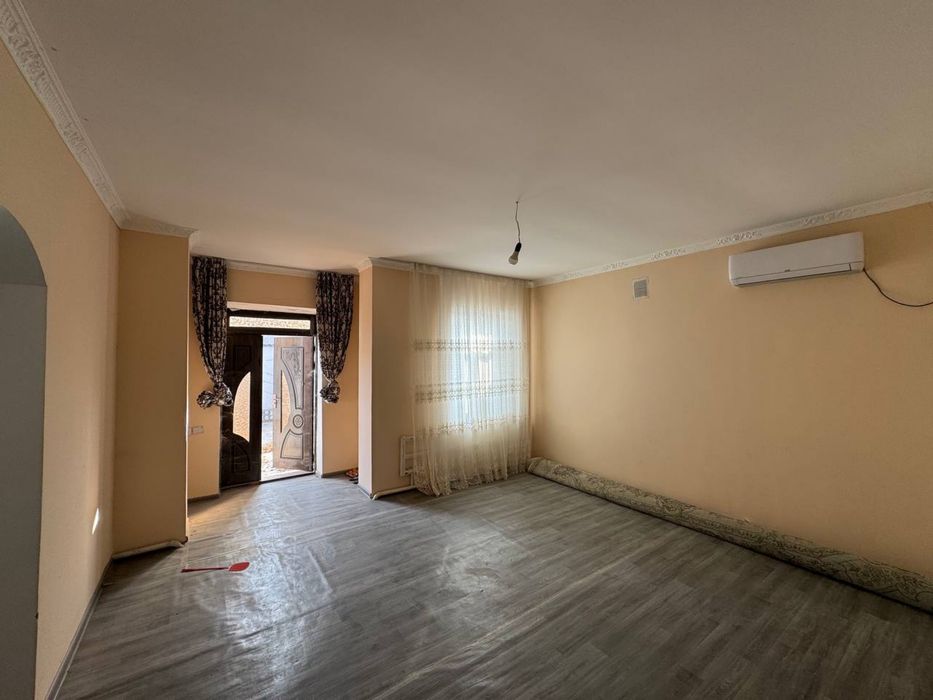 Ховли_ сотилади яшалмаган 2 булиб тулашгаям булади колганини 1 йилда