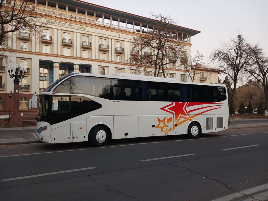 Avtobus Yutong 2012 yil sotiladi