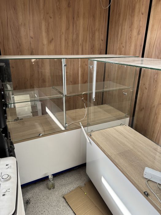 Продается витрина