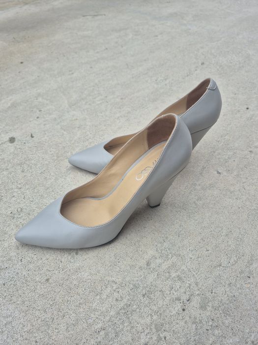 Haine si incaltaminte