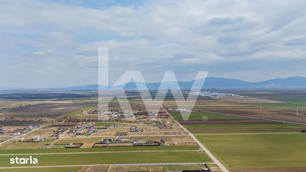 Teren intravilan Harman, 500 mp, zona buna, vecinatati construite, com