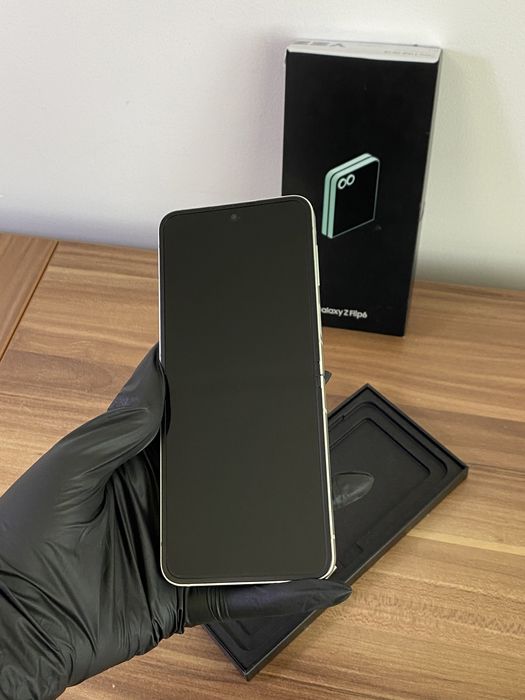 Samsung Z Flip6, 256 GB, Mint, Ca nou, Cod produs: 0157