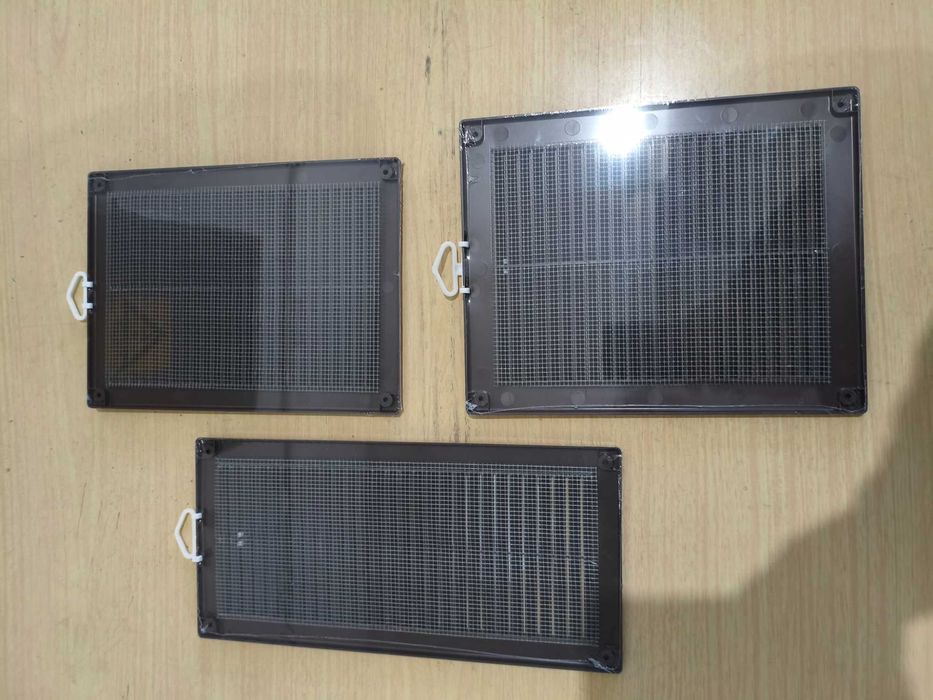 3 xCapac de ventilație maro