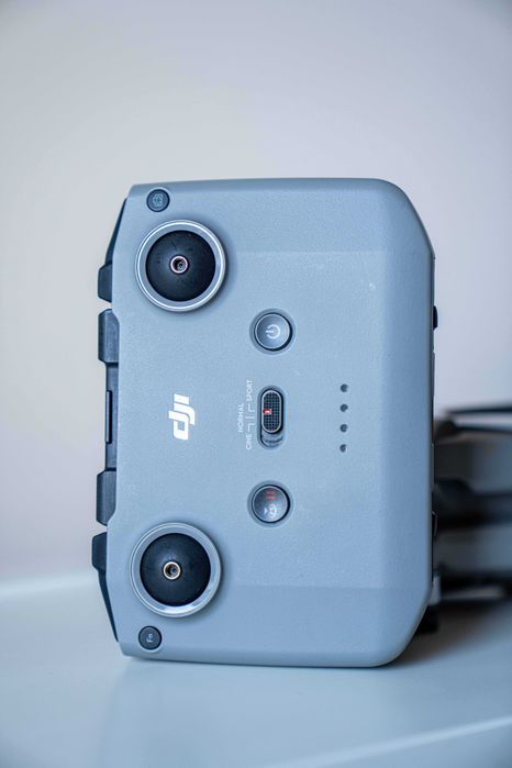 DJI AIR2S Fly More Combo + Подаръци