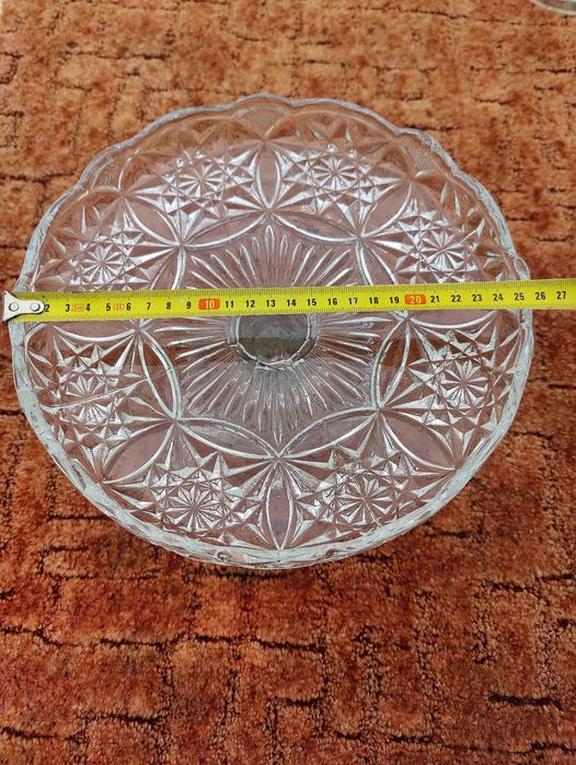 Fructiere din sticlă