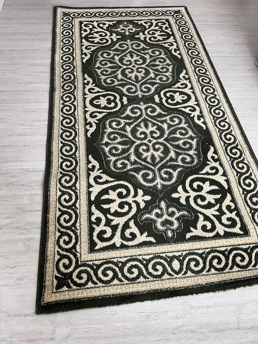 Продам ковер 1 на 2