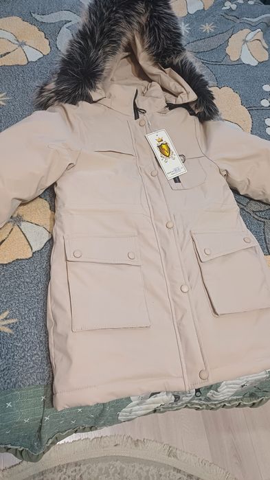 Продам пуховик подростковый на девочку