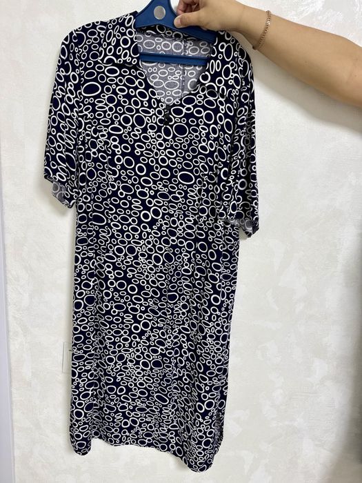 Женская одежда размер 50-52