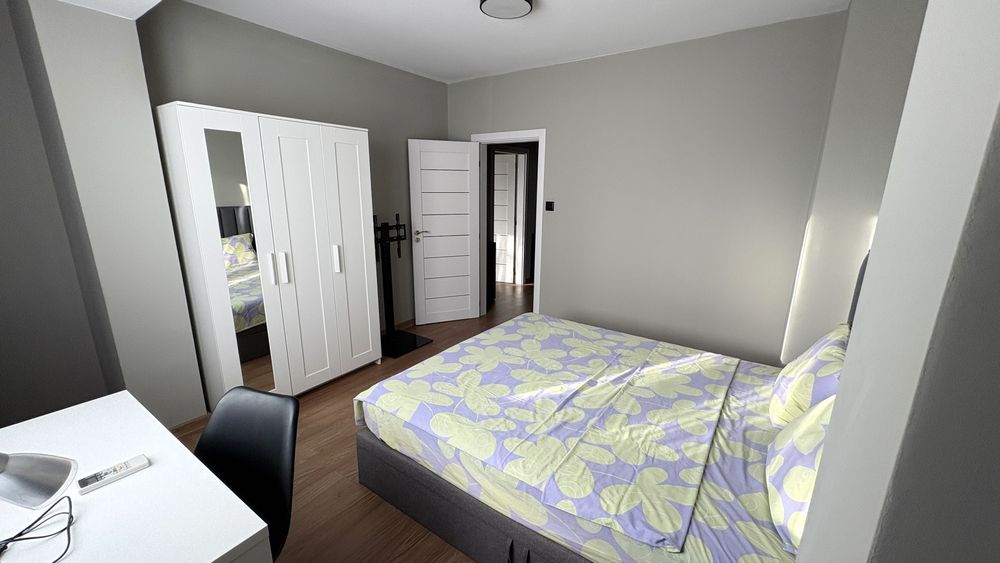 Дава се под наем Тристаен апартамент в Варна, Базар Левски - 100 кв.м за 1020 € - Снимка #14