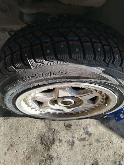 Продам Ауди 90 1.8