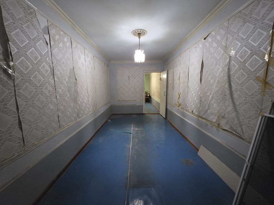 Калининскийда 3 хоналик квартира  сотилади.